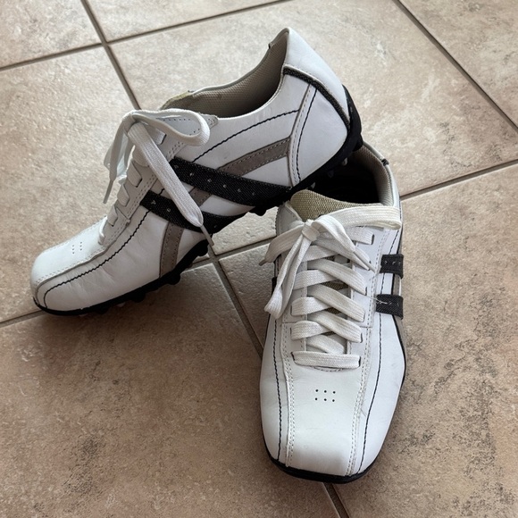 Skechers Men's White and Black Sneakers - Picture 1 of 7